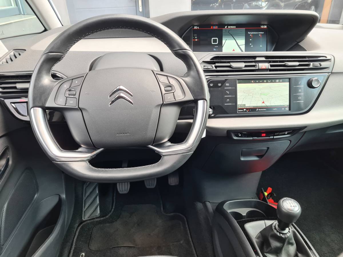 Véhicule occasion BH Motors