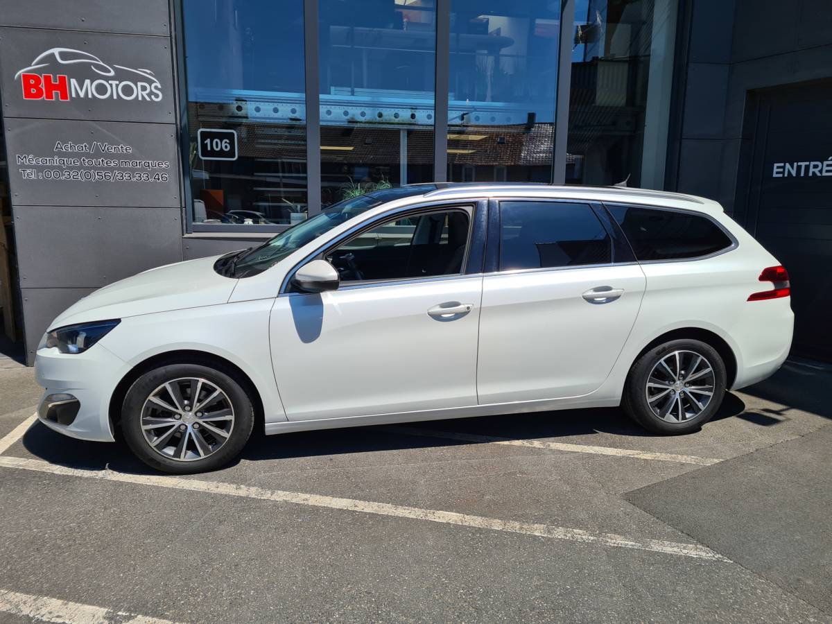 Véhicule occasion BH Motors