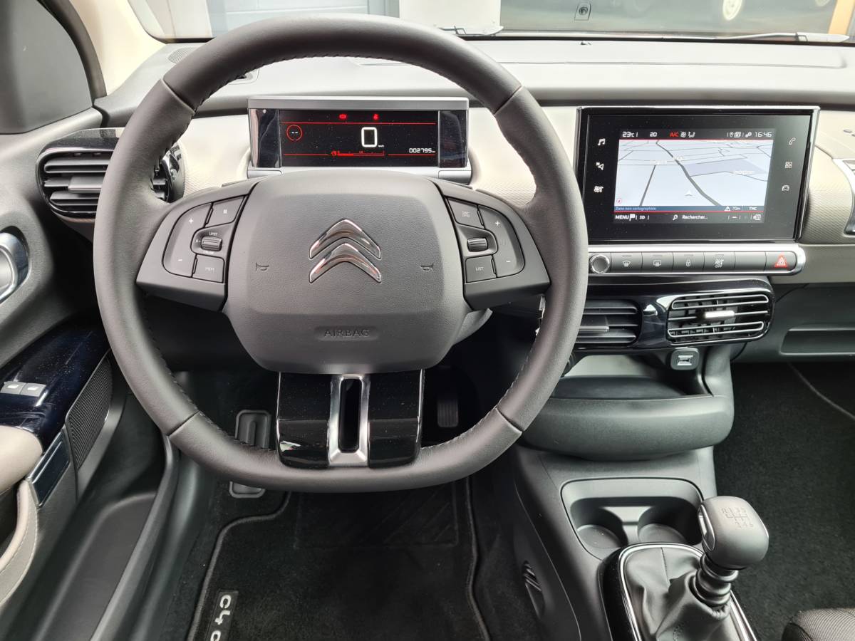 Véhicule occasion BH Motors
