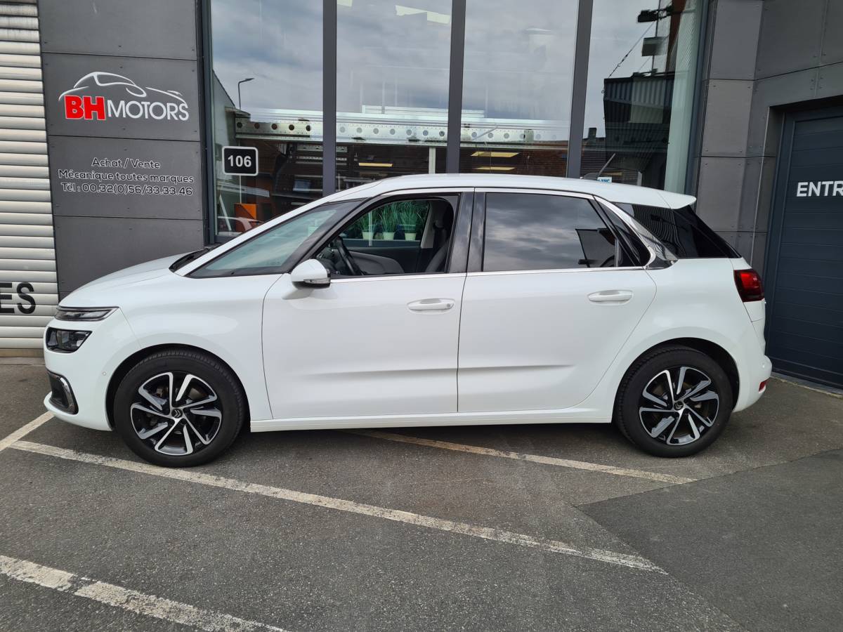 Véhicule occasion BH Motors