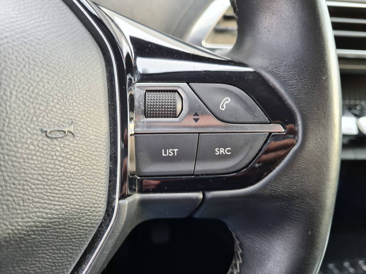 Véhicule occasion BH Motors