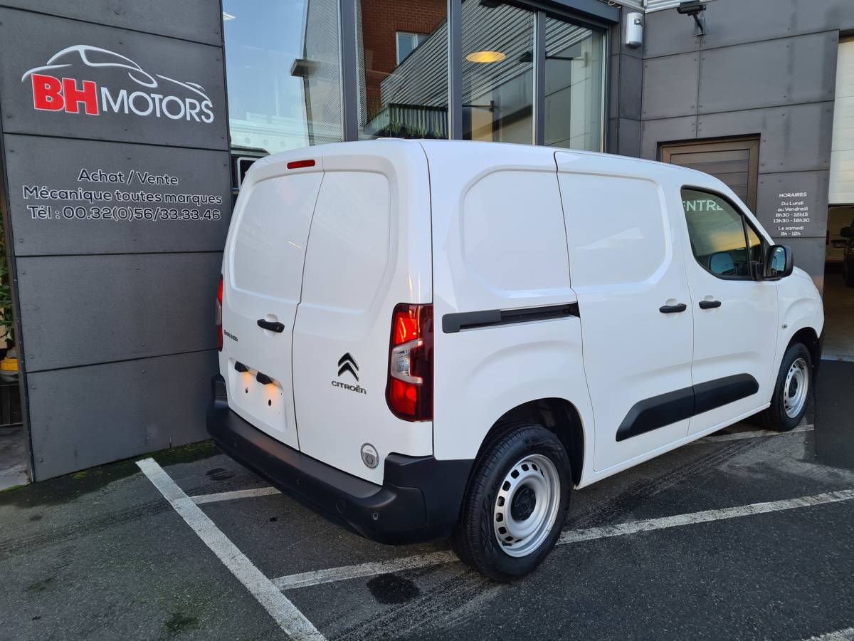 Véhicule occasion BH Motors