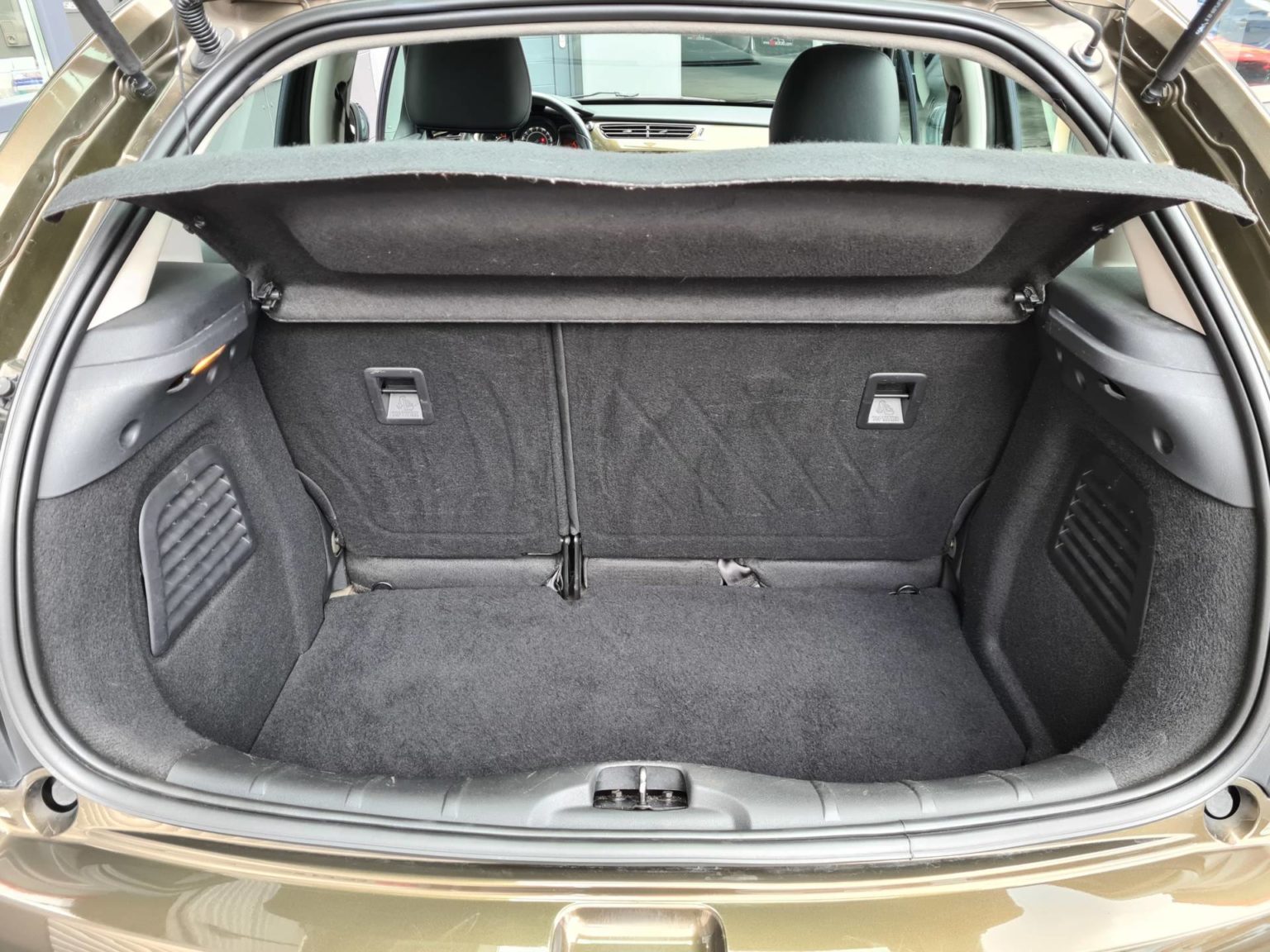 Véhicule occasion BH Motors