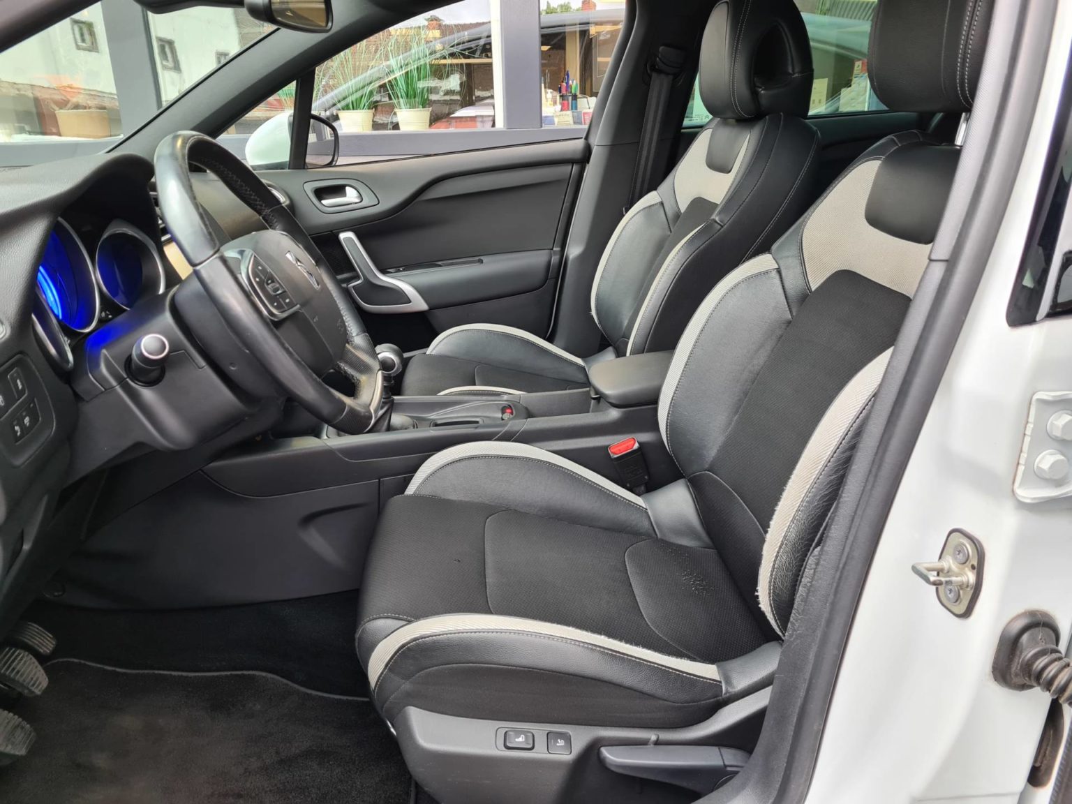 Véhicule occasion BH Motors