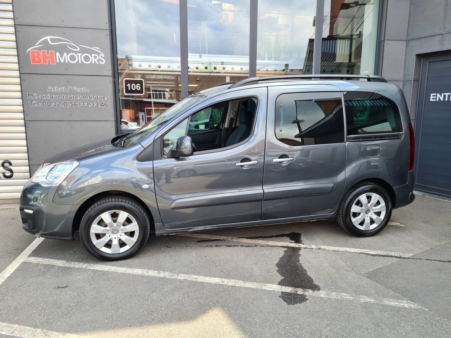 Véhicule occasion BH Motors