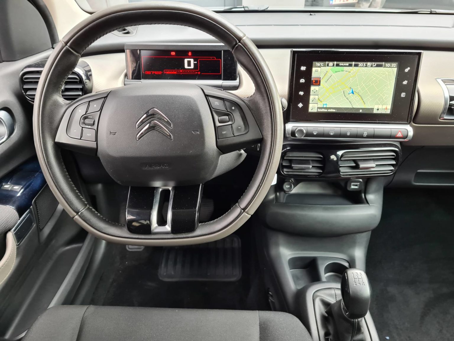 Véhicule occasion BH Motors