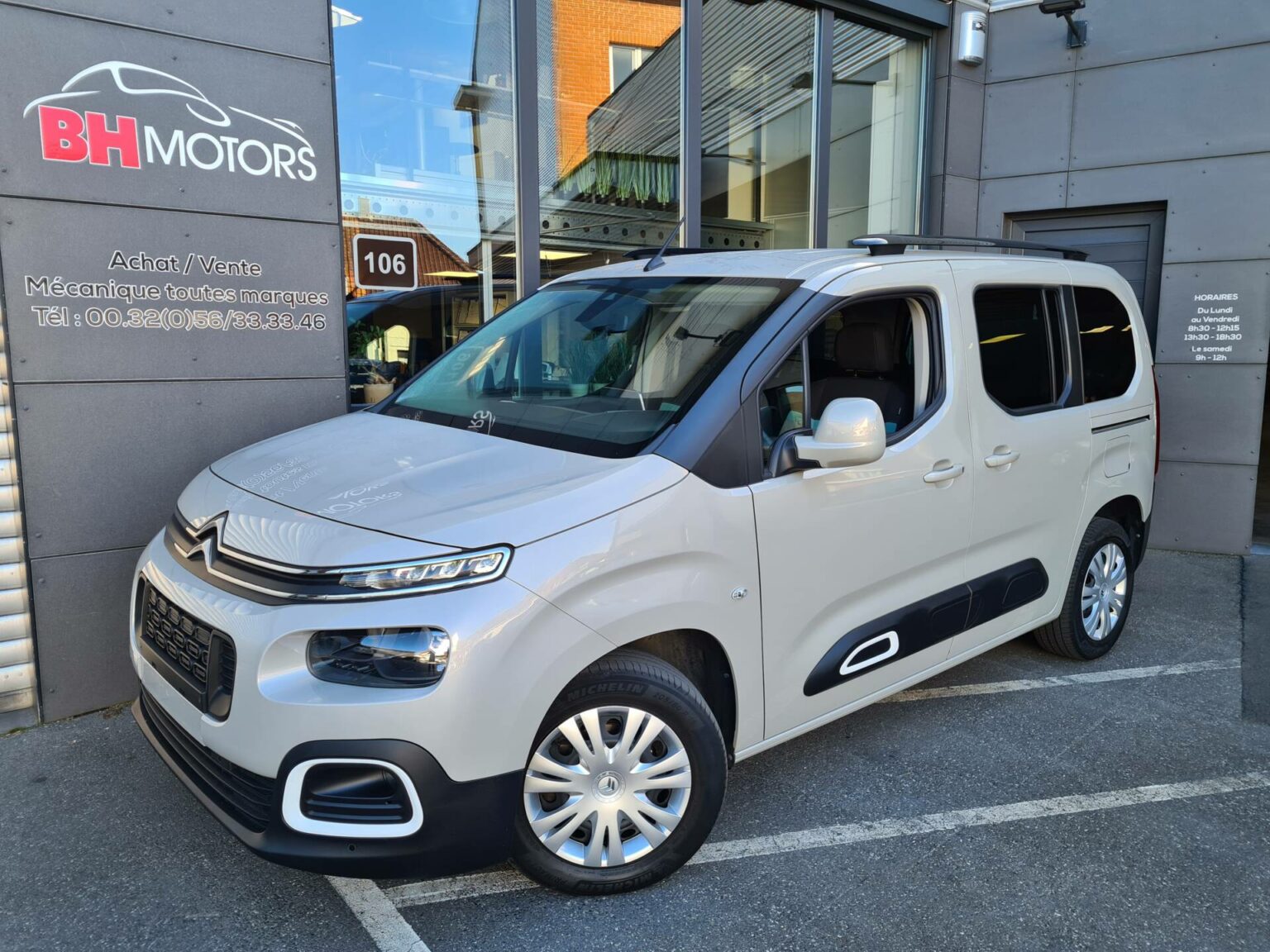 Véhicule occasion BH Motors