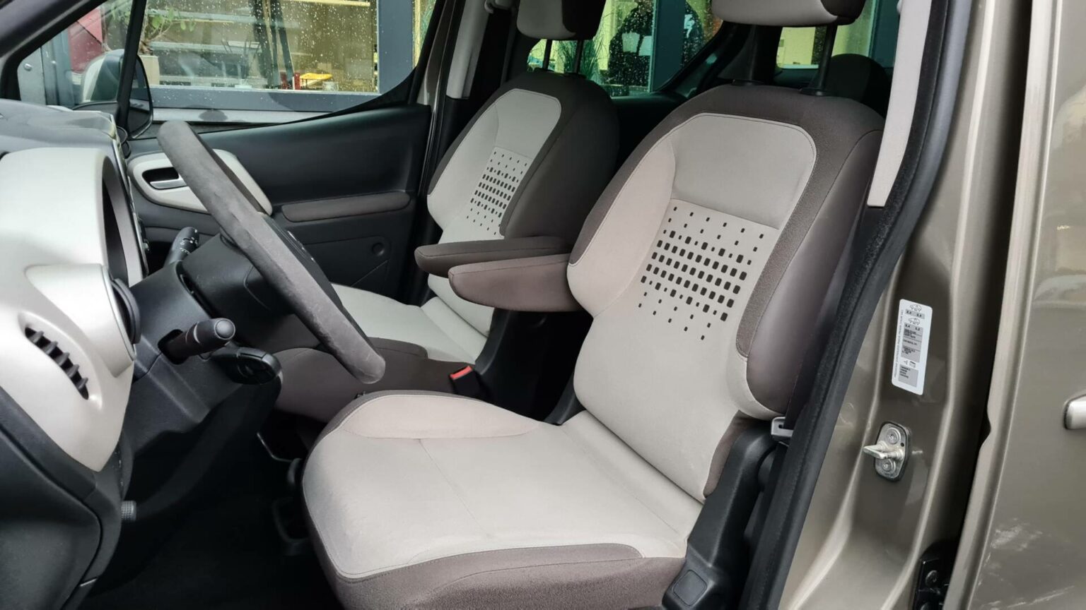 Véhicule occasion BH Motors