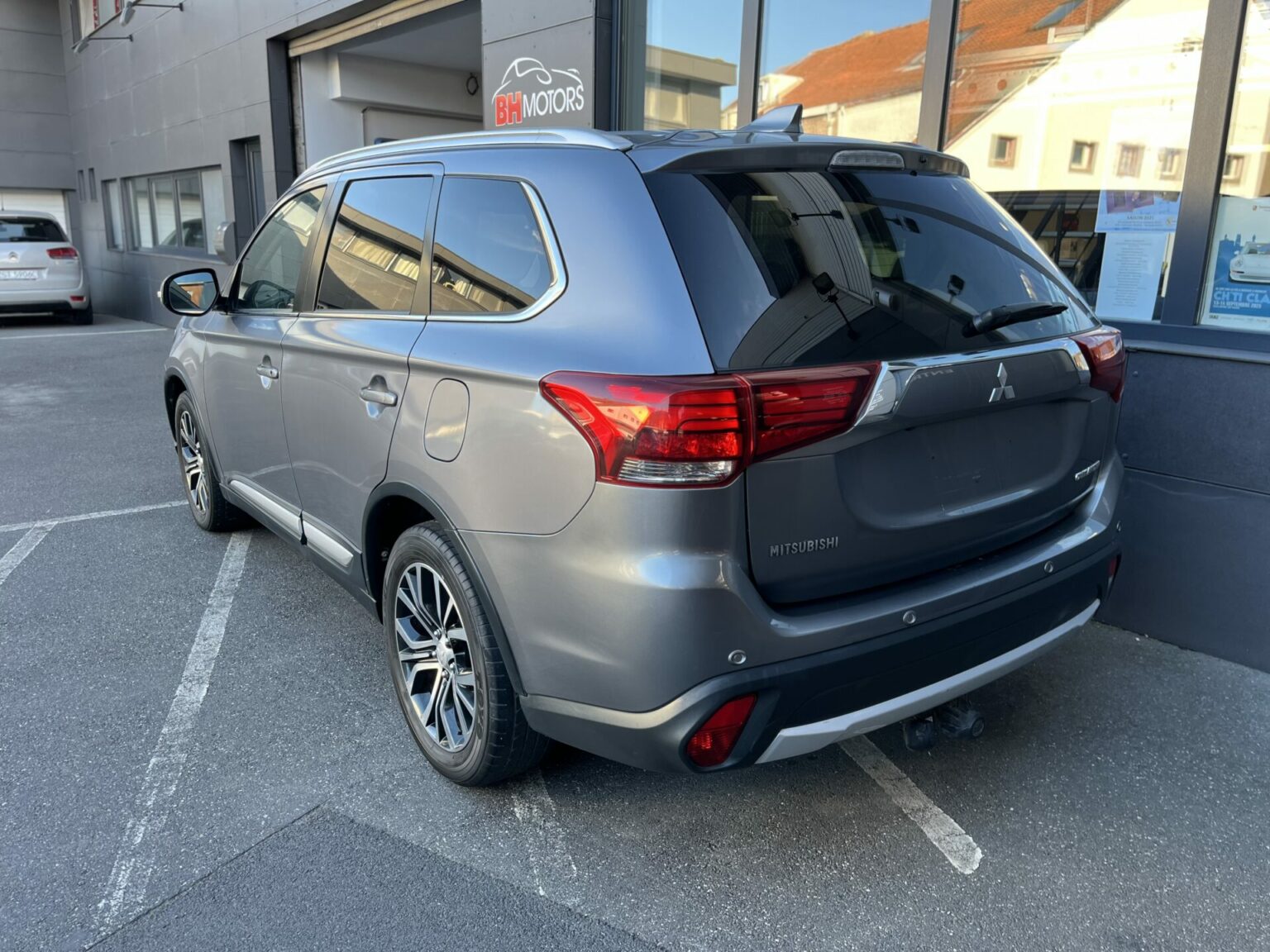 Véhicule occasion BH Motors