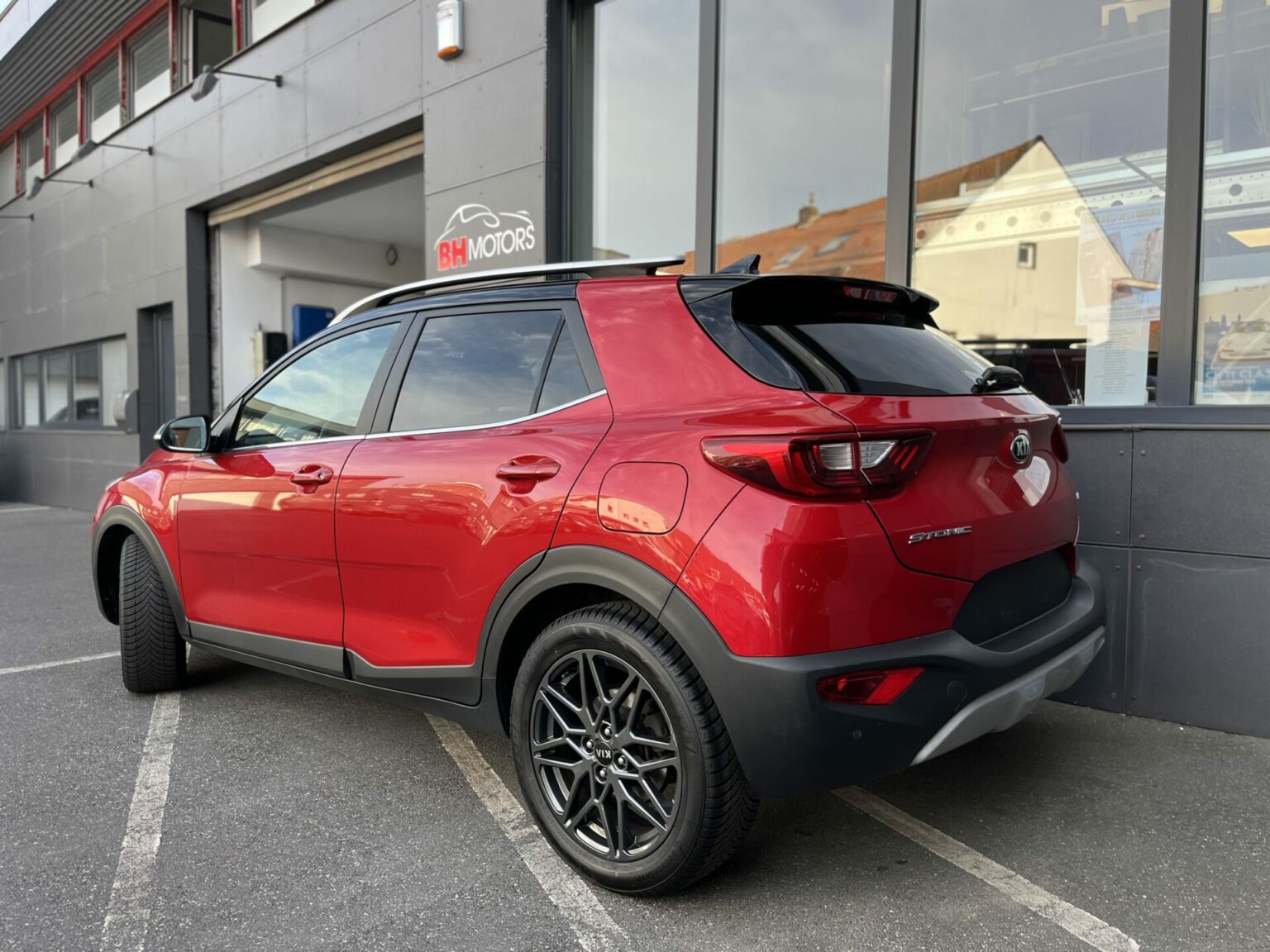 Véhicule occasion BH Motors
