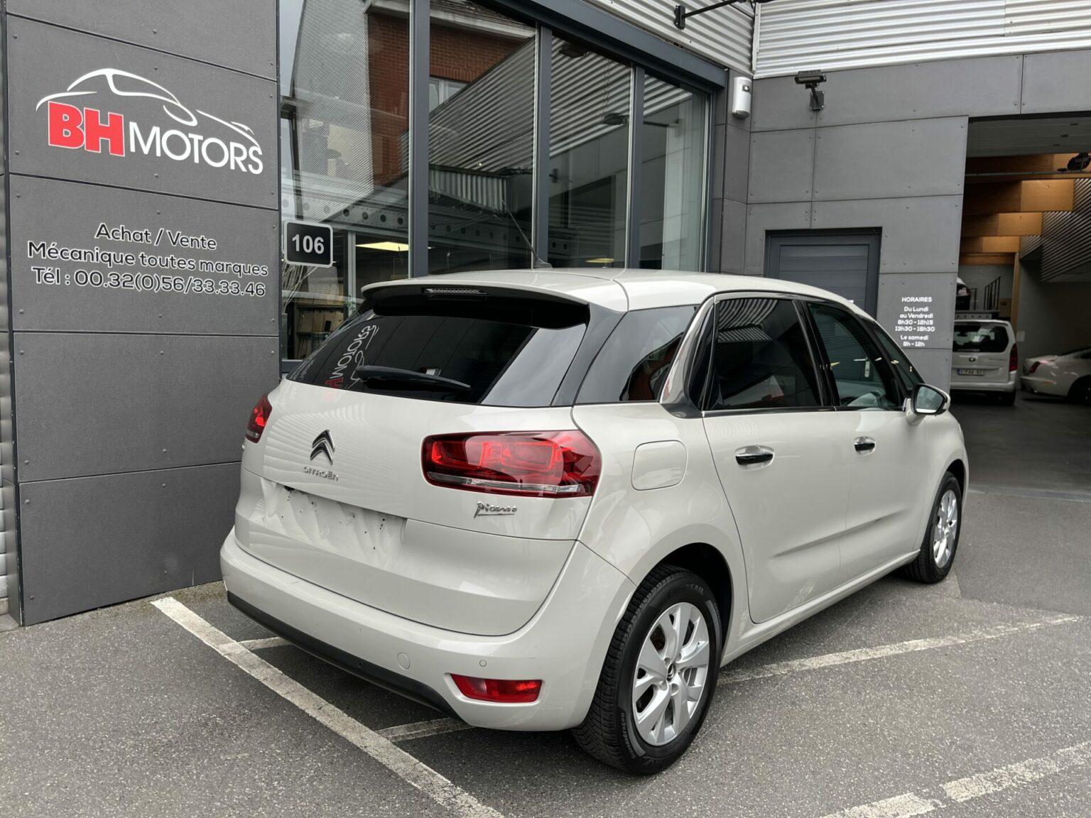 Véhicule occasion BH Motors