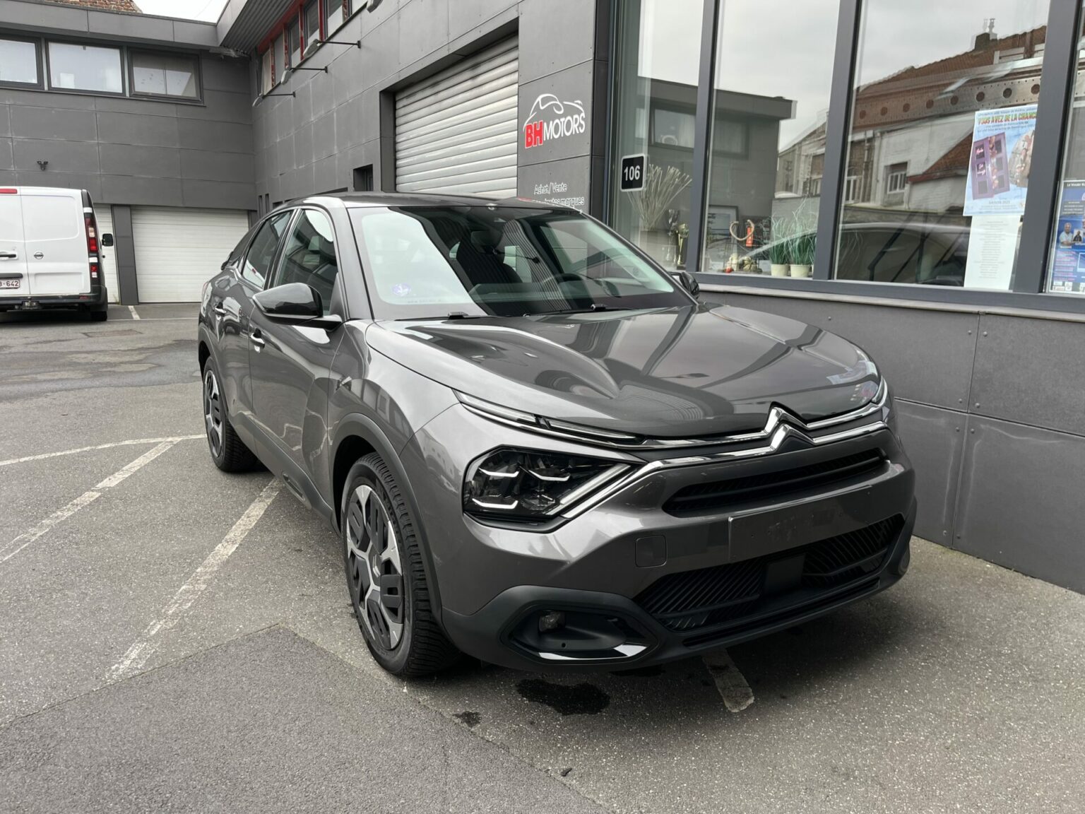 Véhicule occasion BH Motors