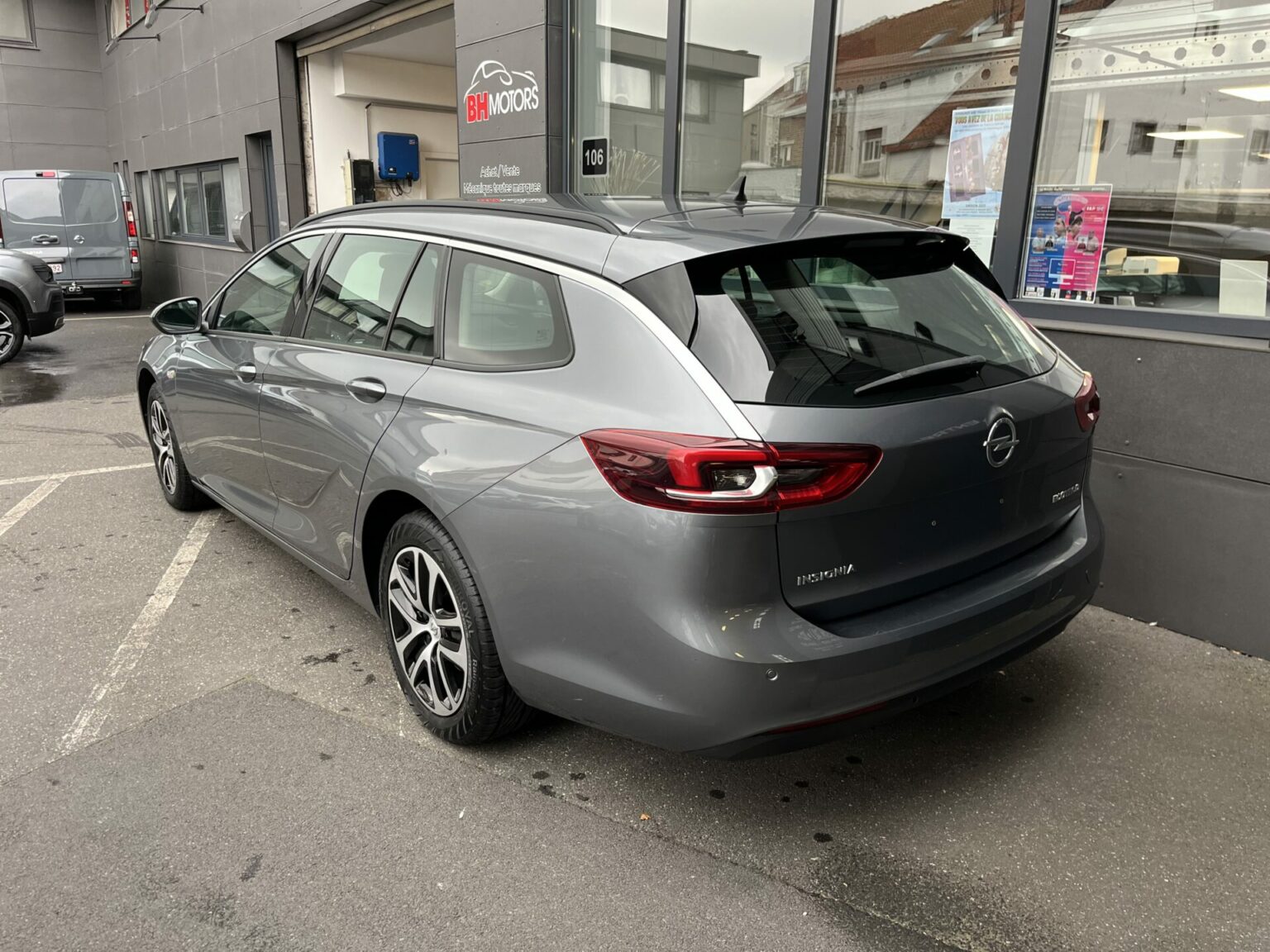 Véhicule occasion BH Motors