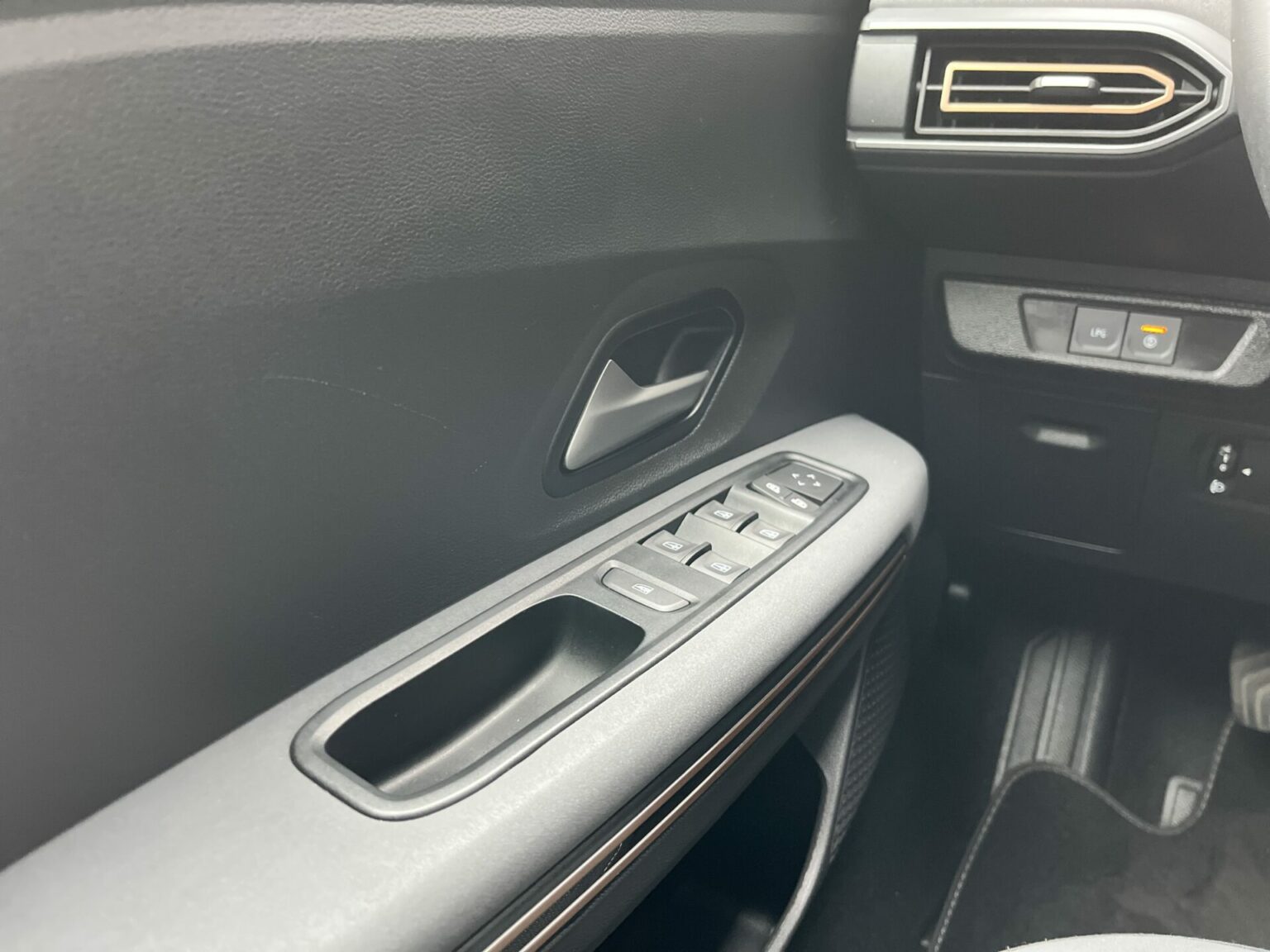 Véhicule occasion BH Motors