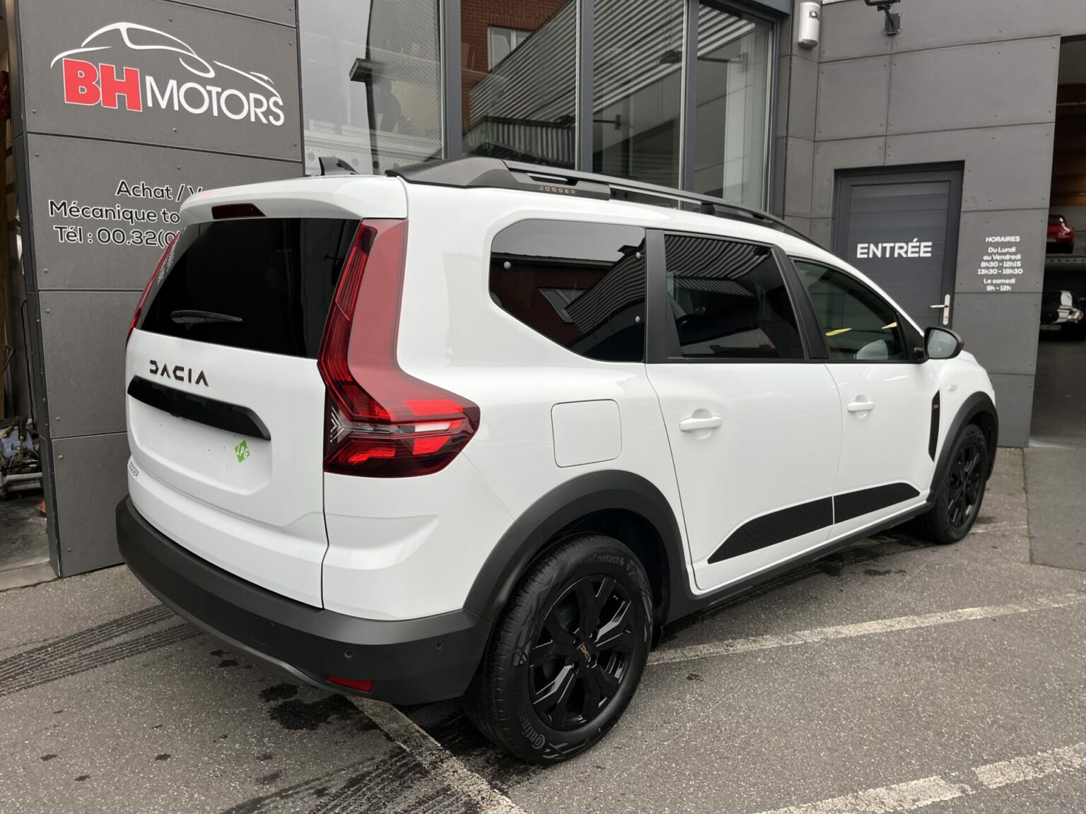 Véhicule occasion BH Motors