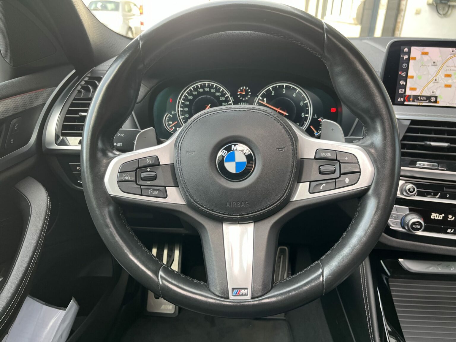 Véhicule occasion BH Motors