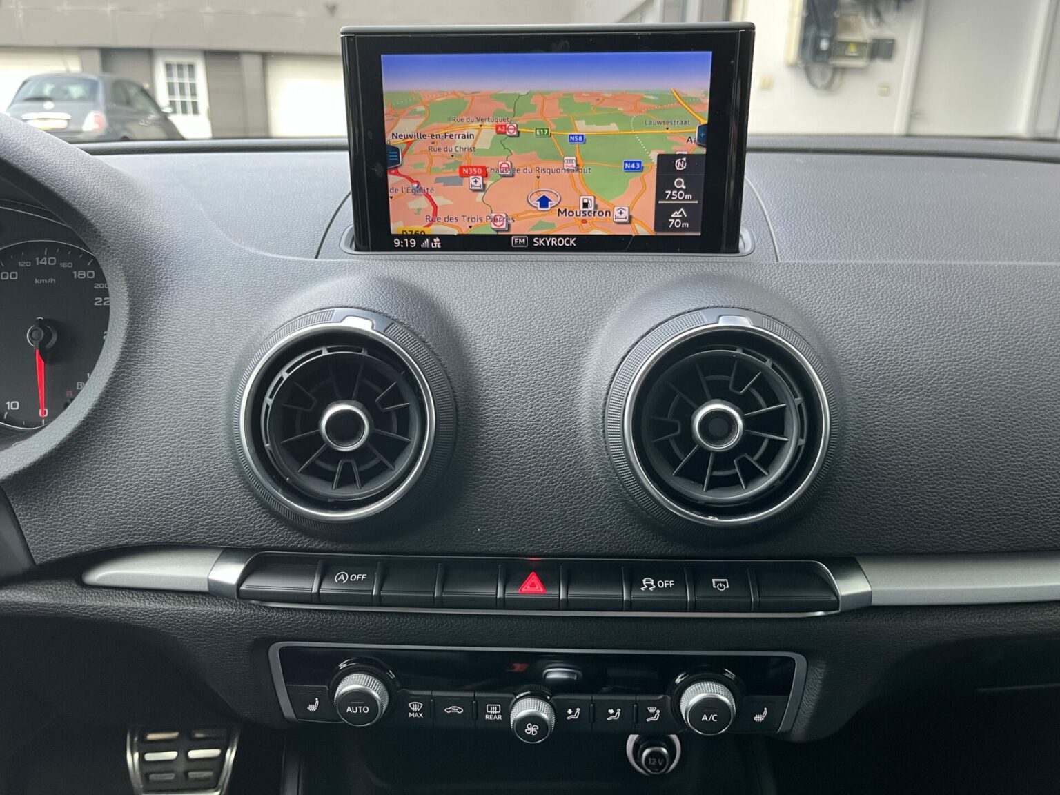 Véhicule occasion BH Motors