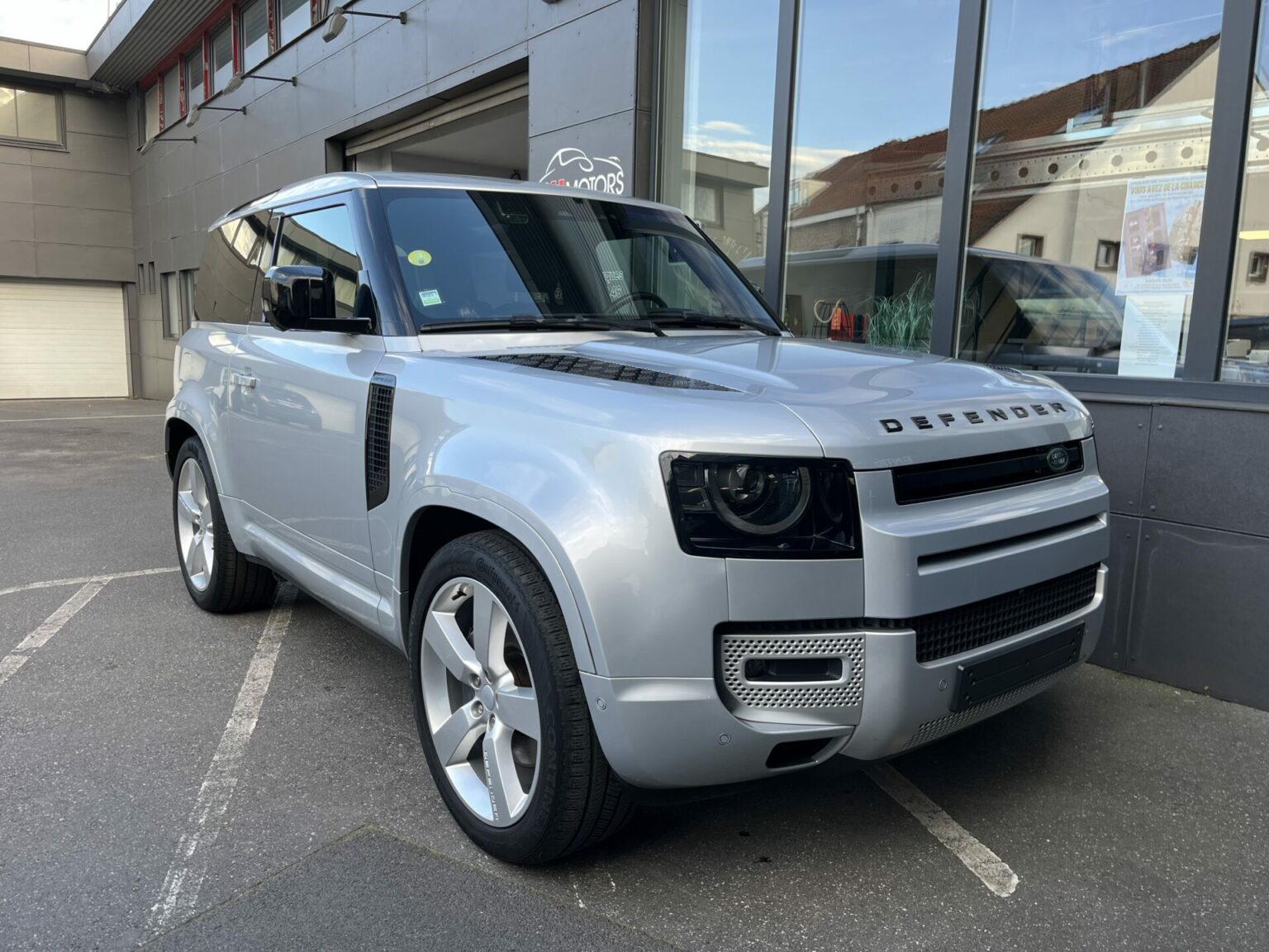 Véhicule occasion BH Motors