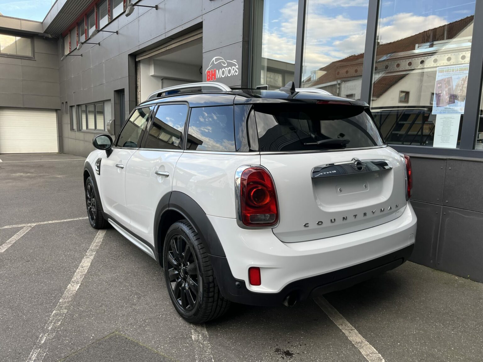 Véhicule occasion BH Motors