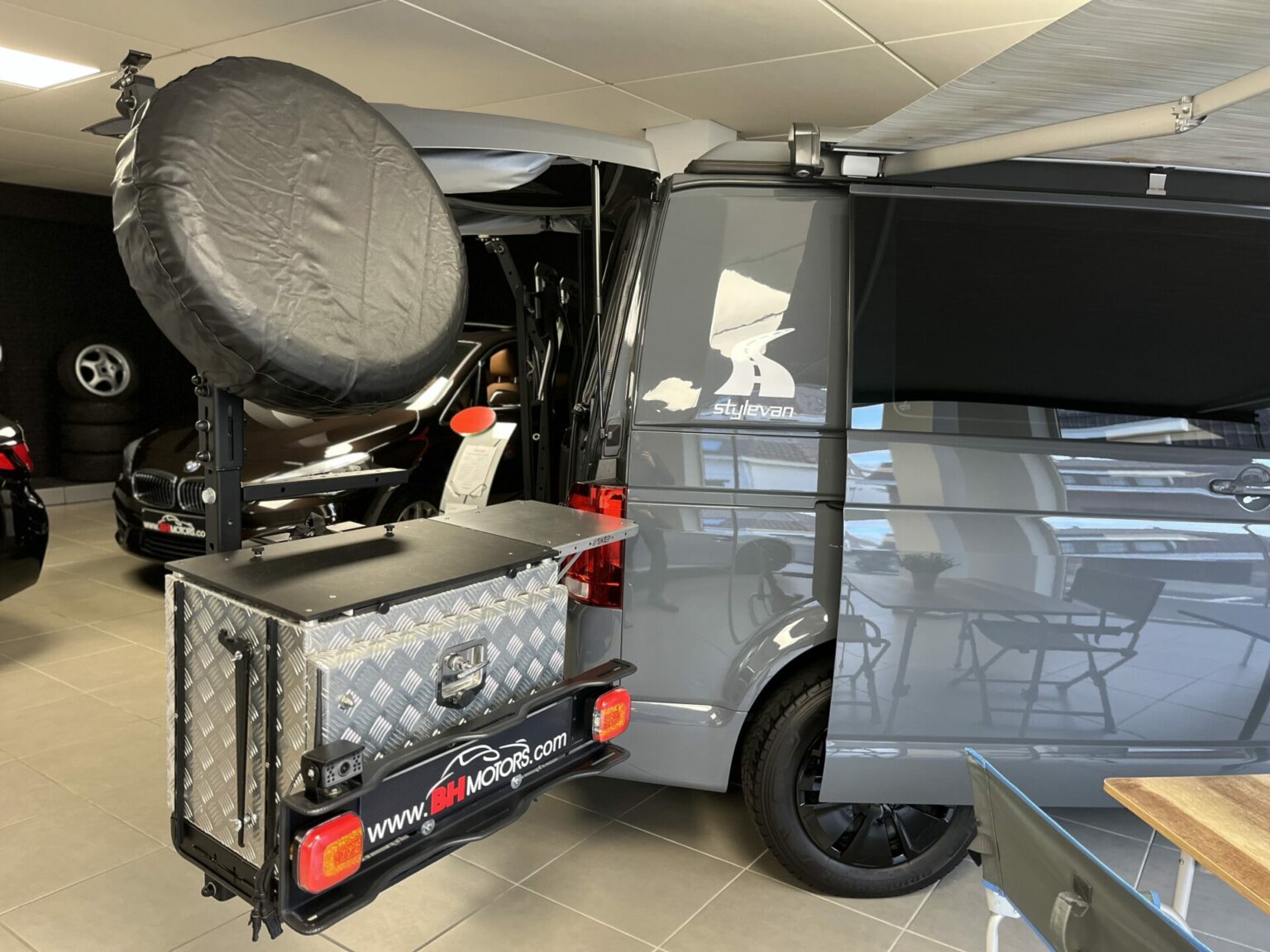 Véhicule occasion BH Motors