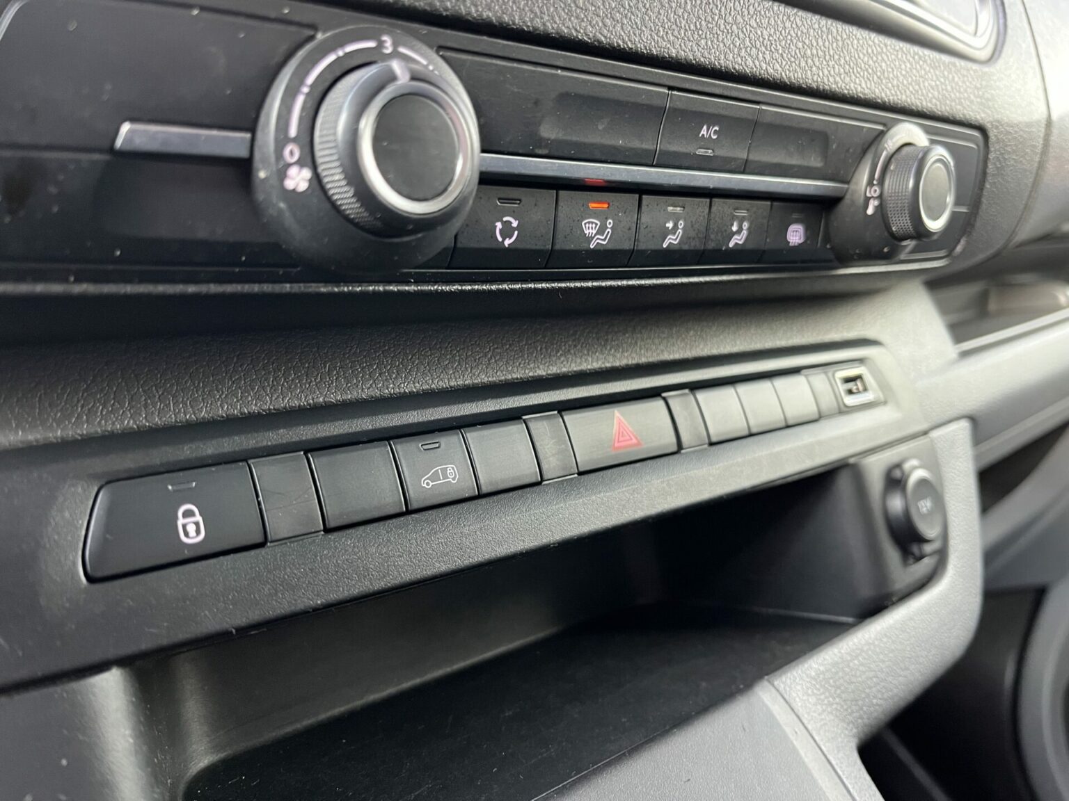 Véhicule occasion BH Motors