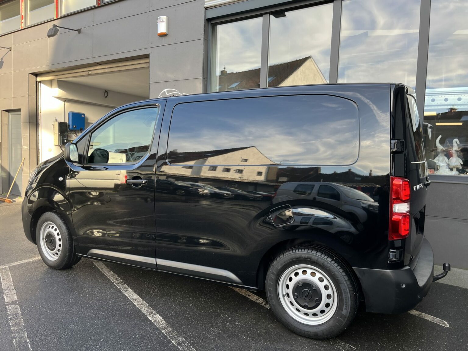 Véhicule occasion BH Motors