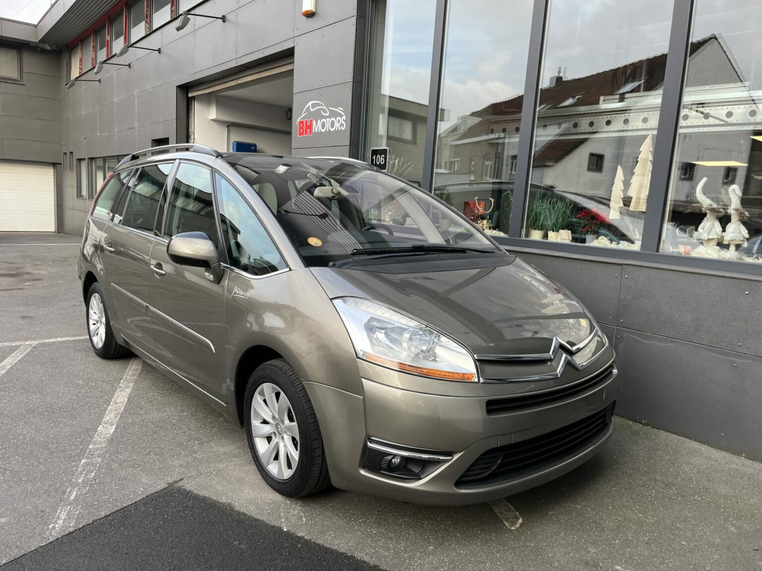 Véhicule occasion BH Motors