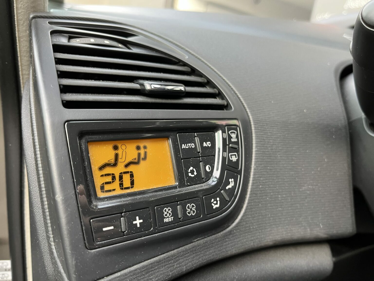 Véhicule occasion BH Motors