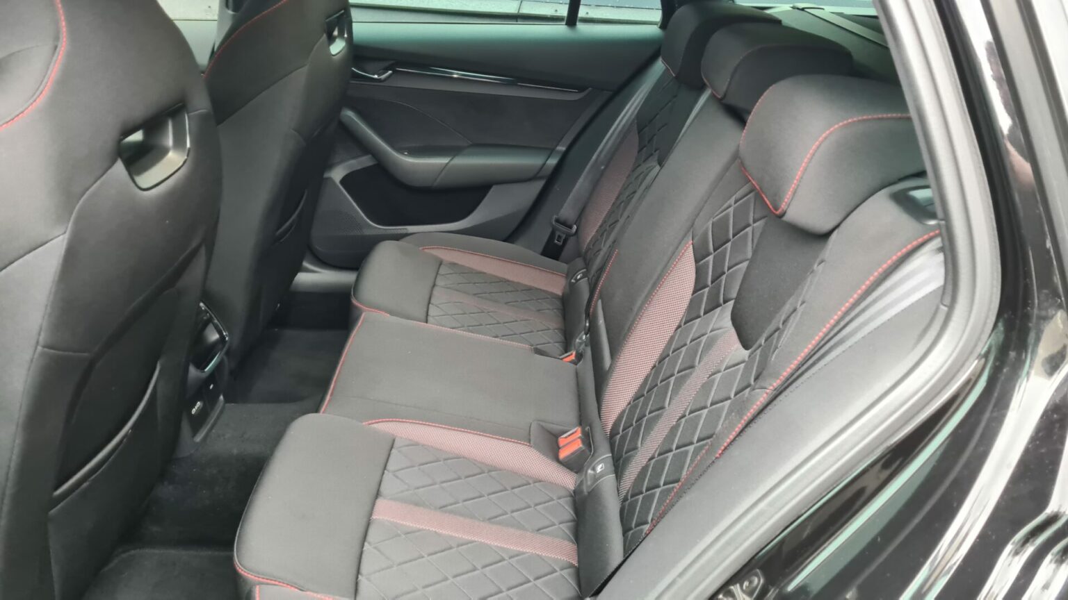 Véhicule occasion BH Motors