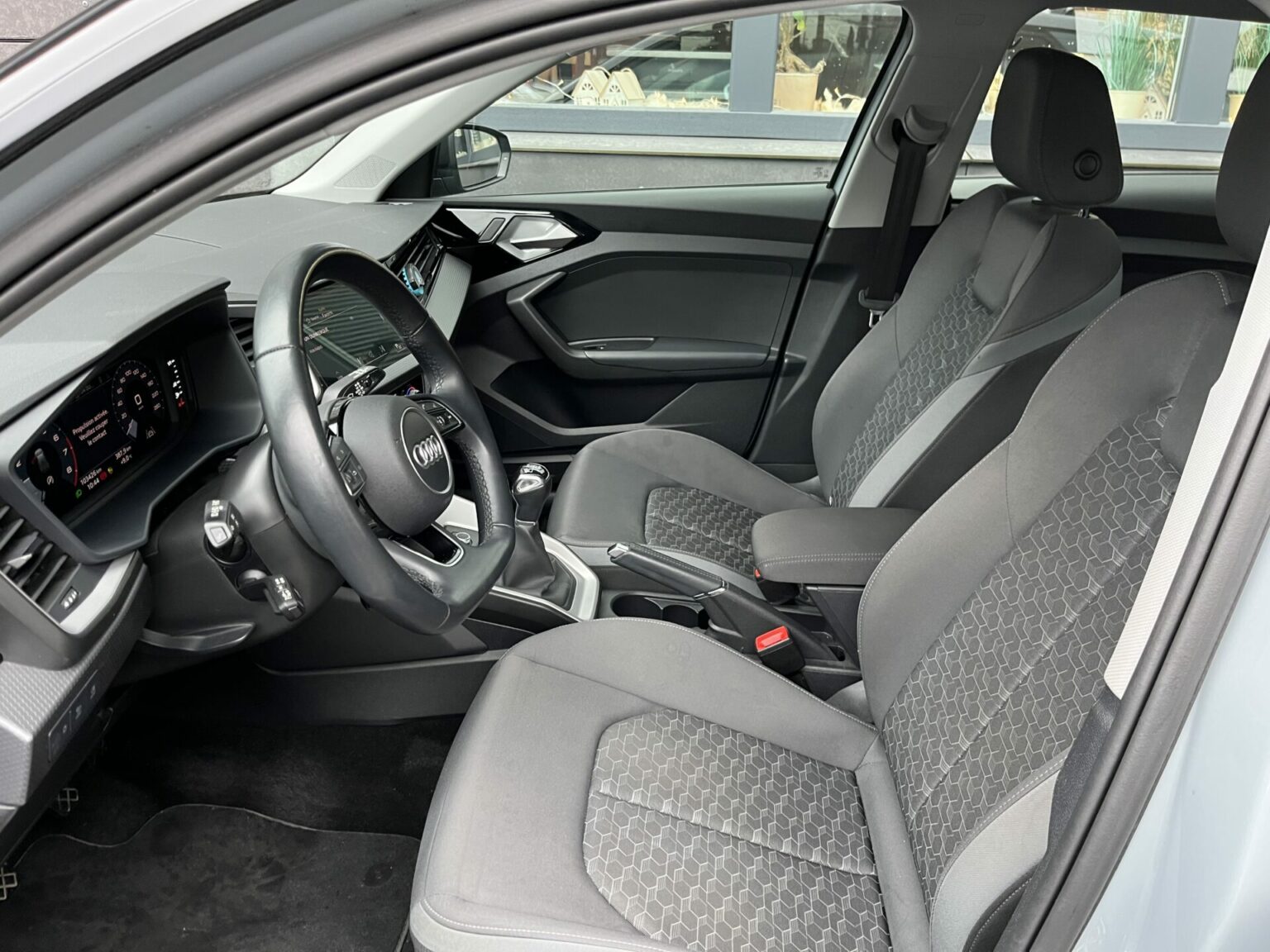 Véhicule occasion BH Motors