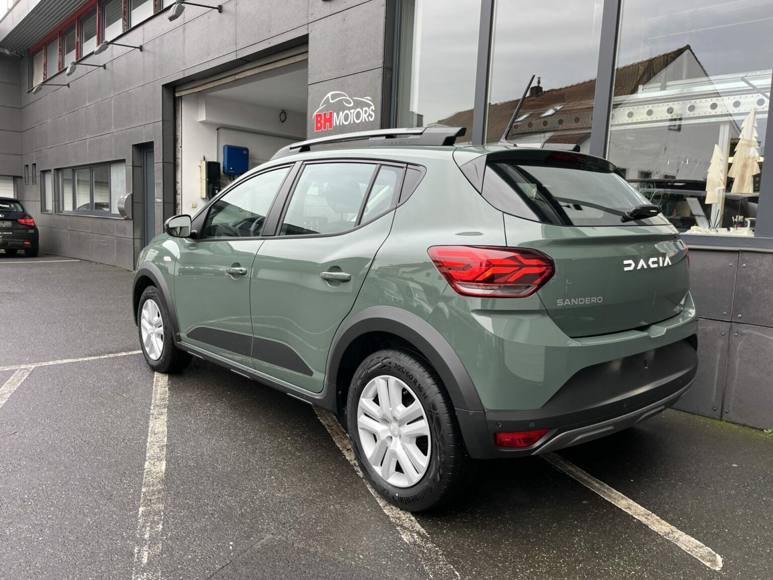 Véhicule occasion BH Motors