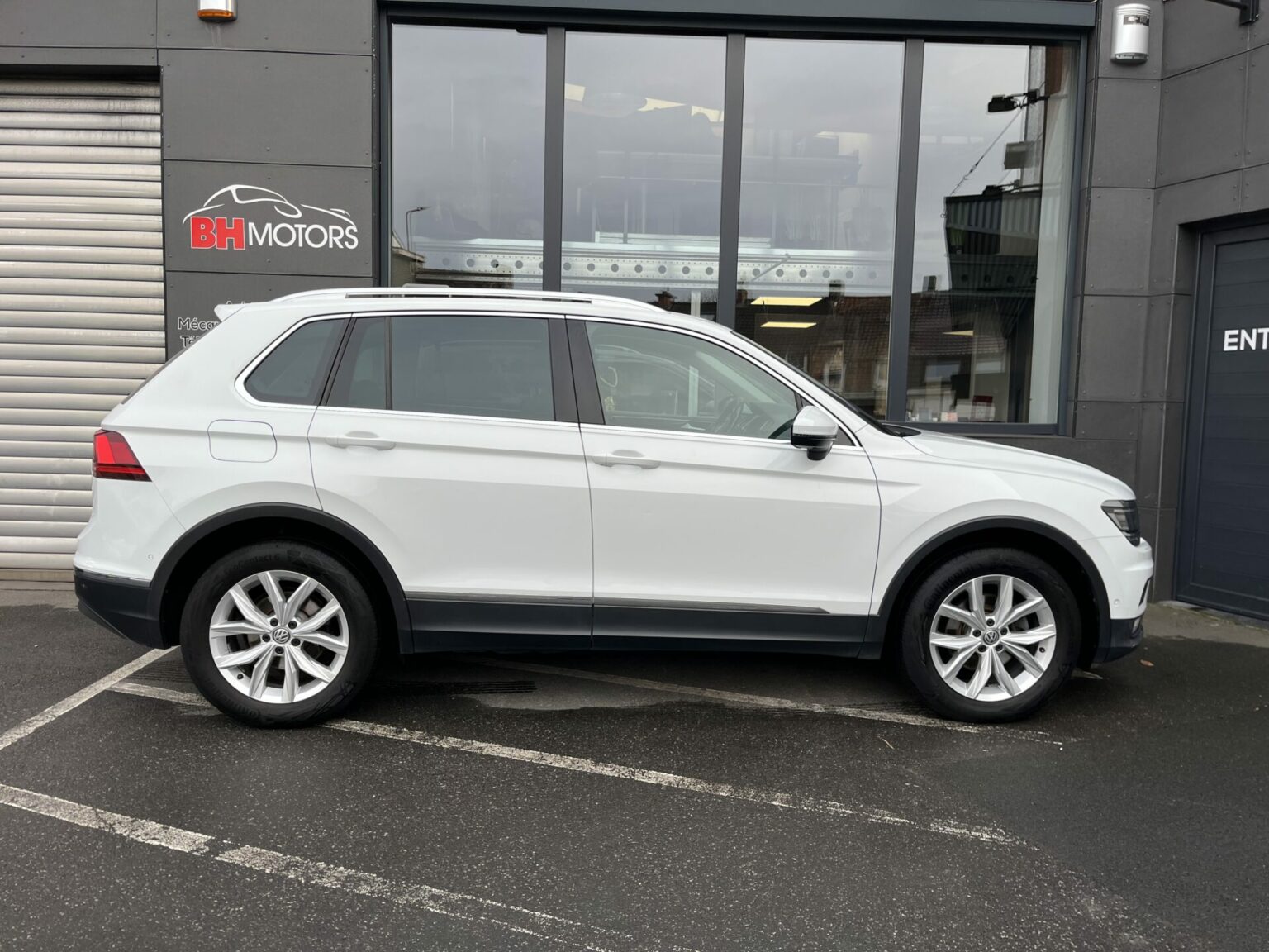 Véhicule occasion BH Motors