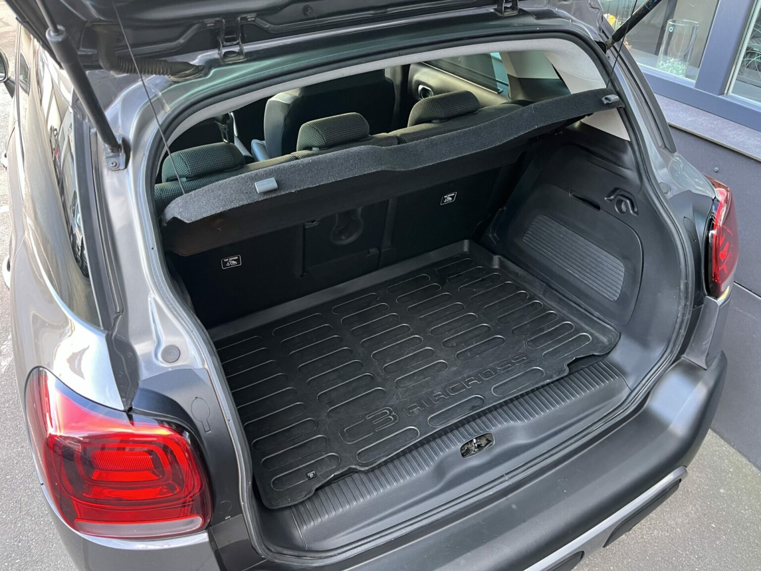 Véhicule occasion BH Motors