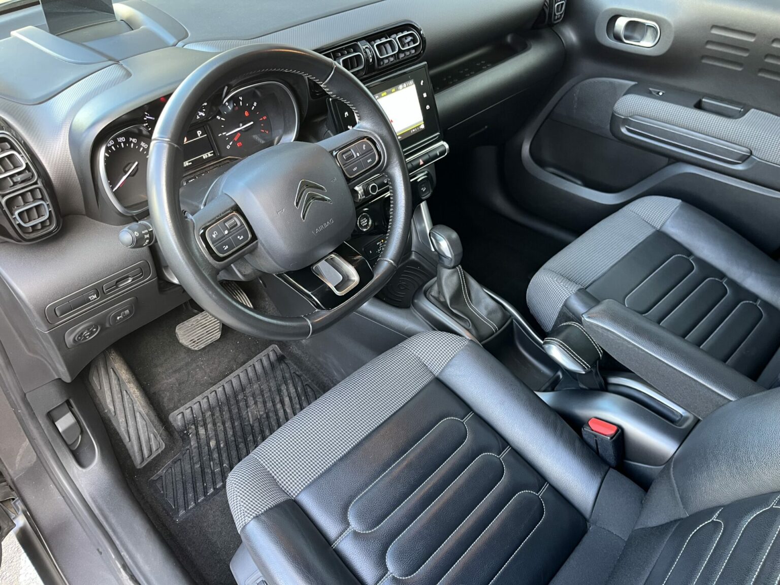 Véhicule occasion BH Motors