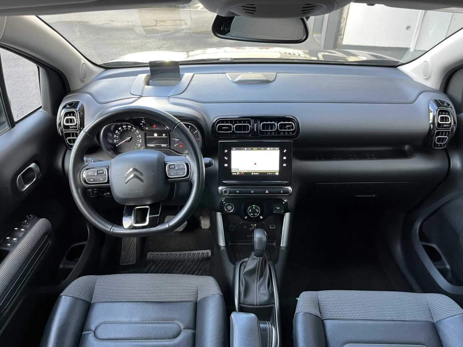 Véhicule occasion BH Motors