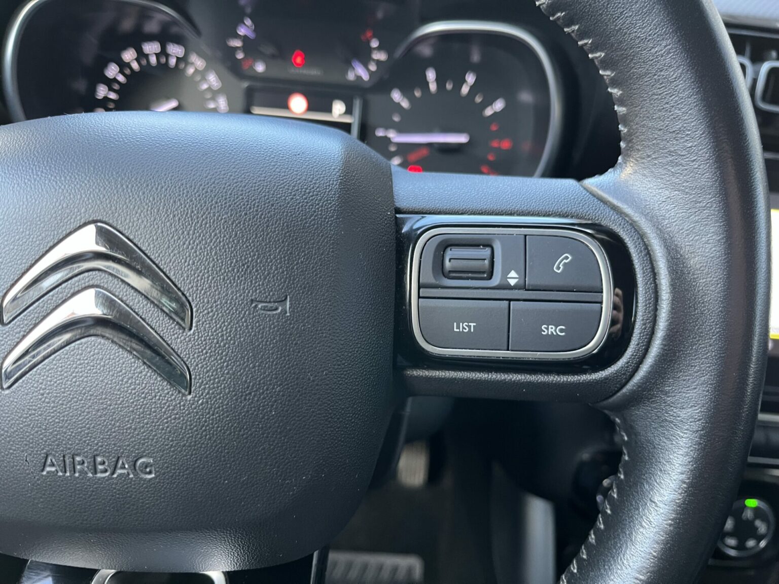 Véhicule occasion BH Motors