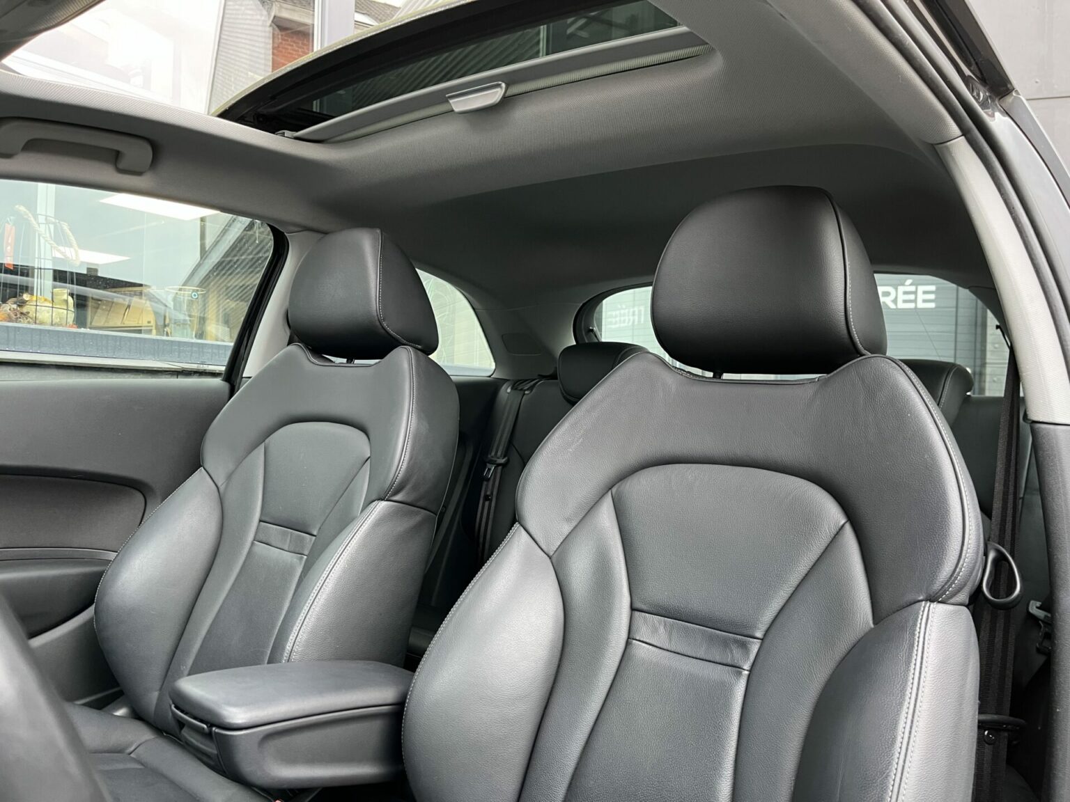 Véhicule occasion BH Motors