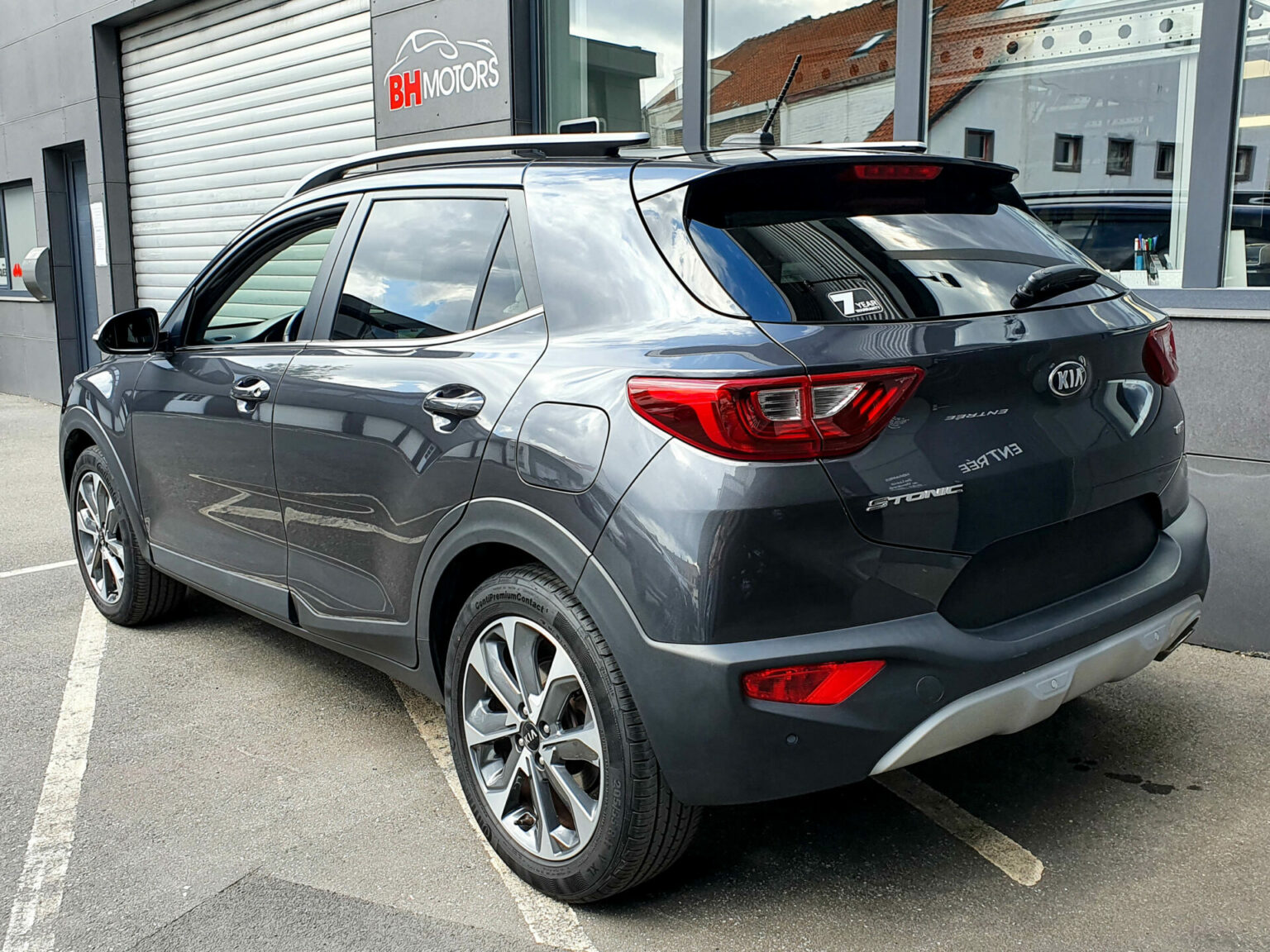 Véhicule occasion BH Motors