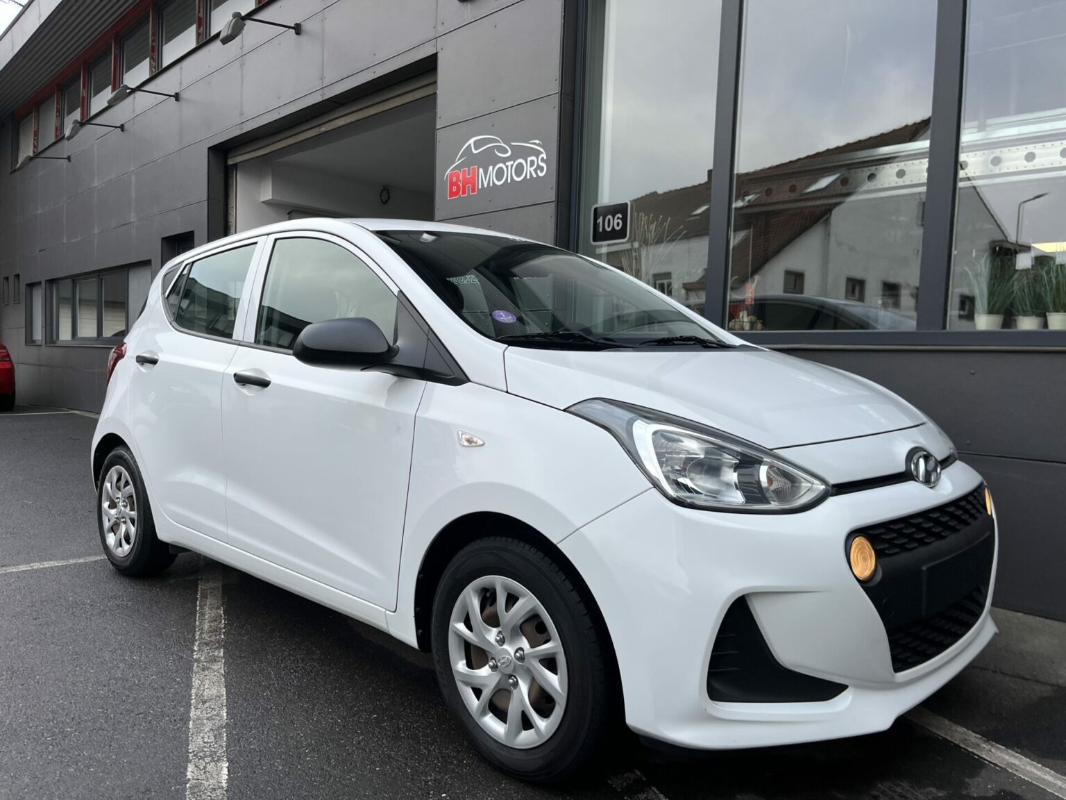 Véhicule occasion BH Motors