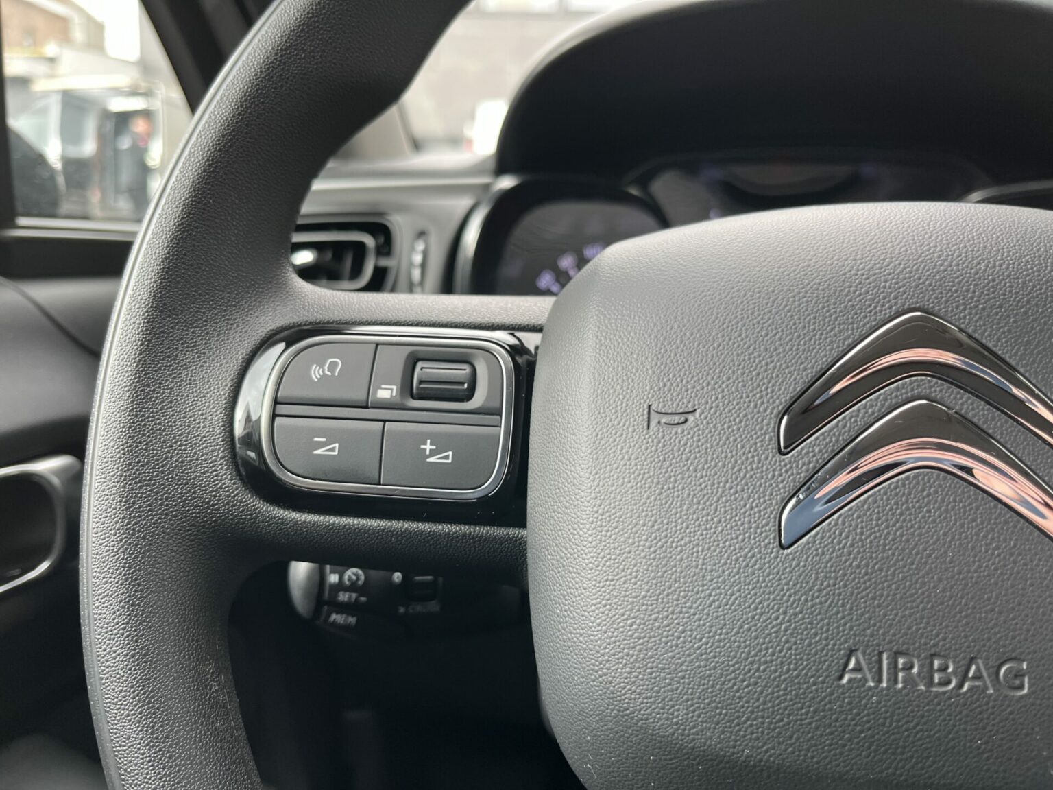 Véhicule occasion BH Motors