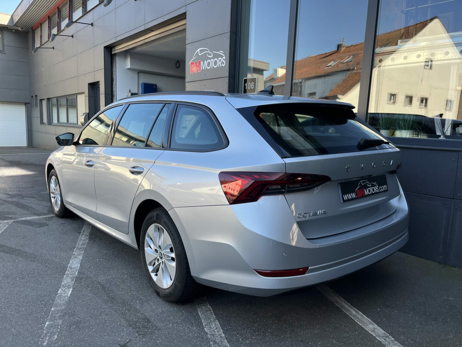 Véhicule occasion BH Motors