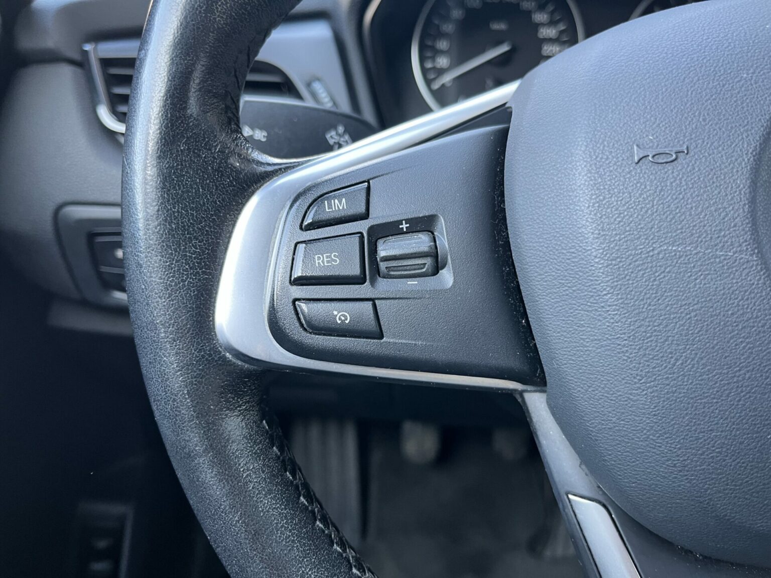 Véhicule occasion BH Motors