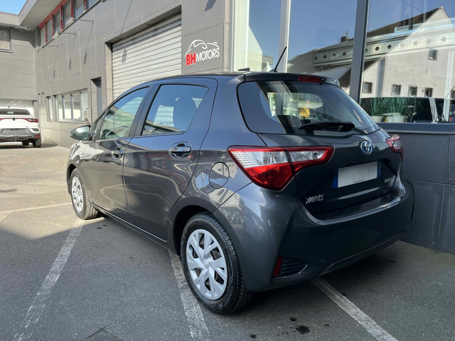 Véhicule occasion BH Motors