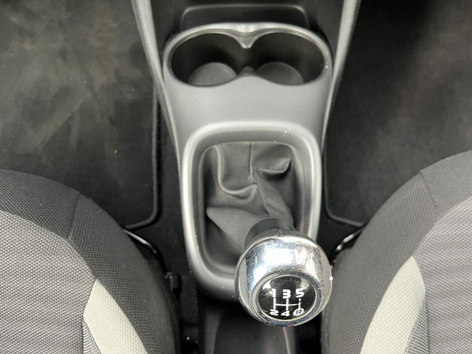 Véhicule occasion BH Motors