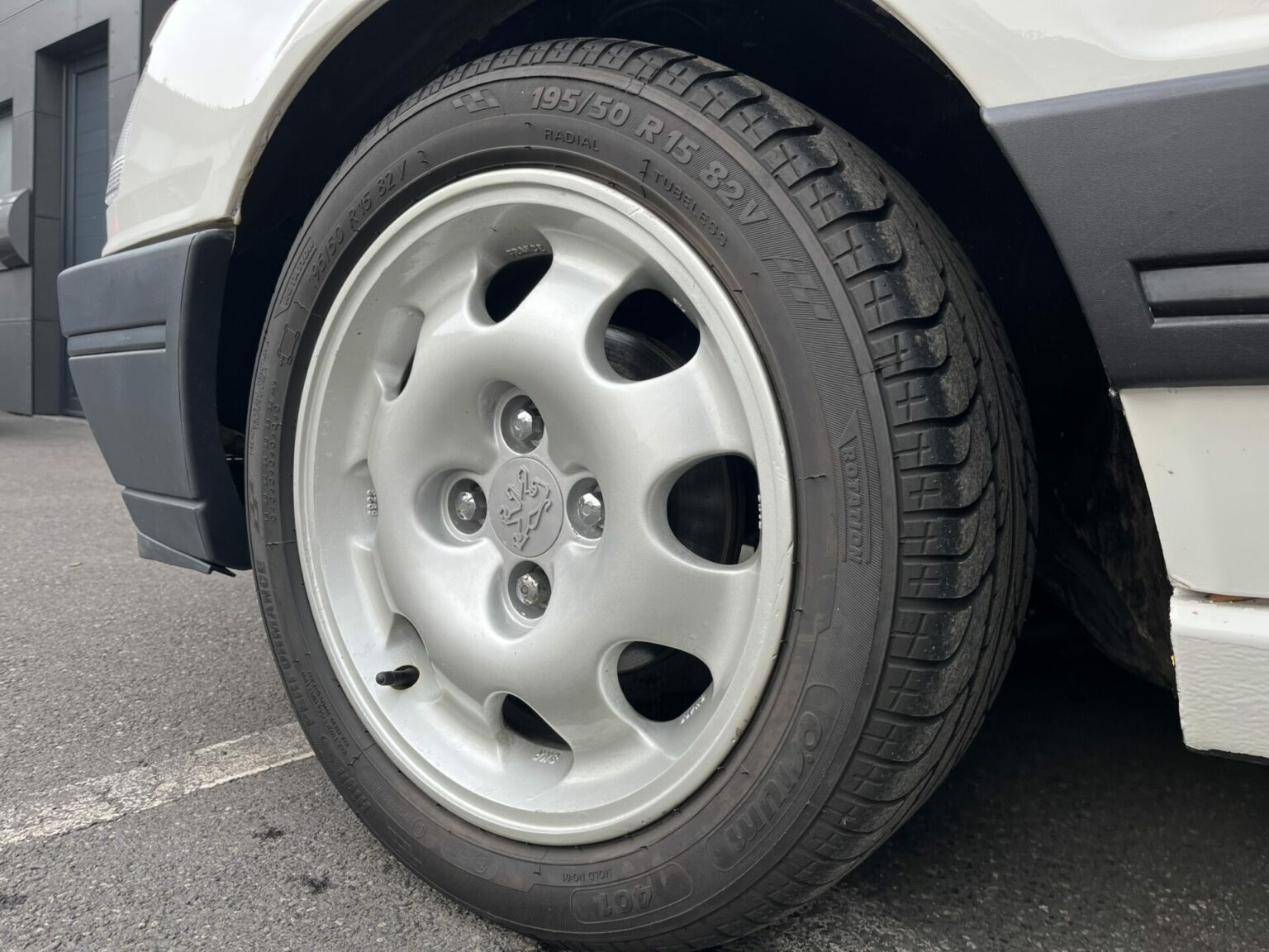 Véhicule occasion BH Motors