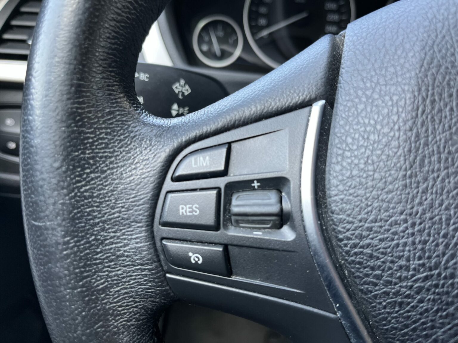 Véhicule occasion BH Motors