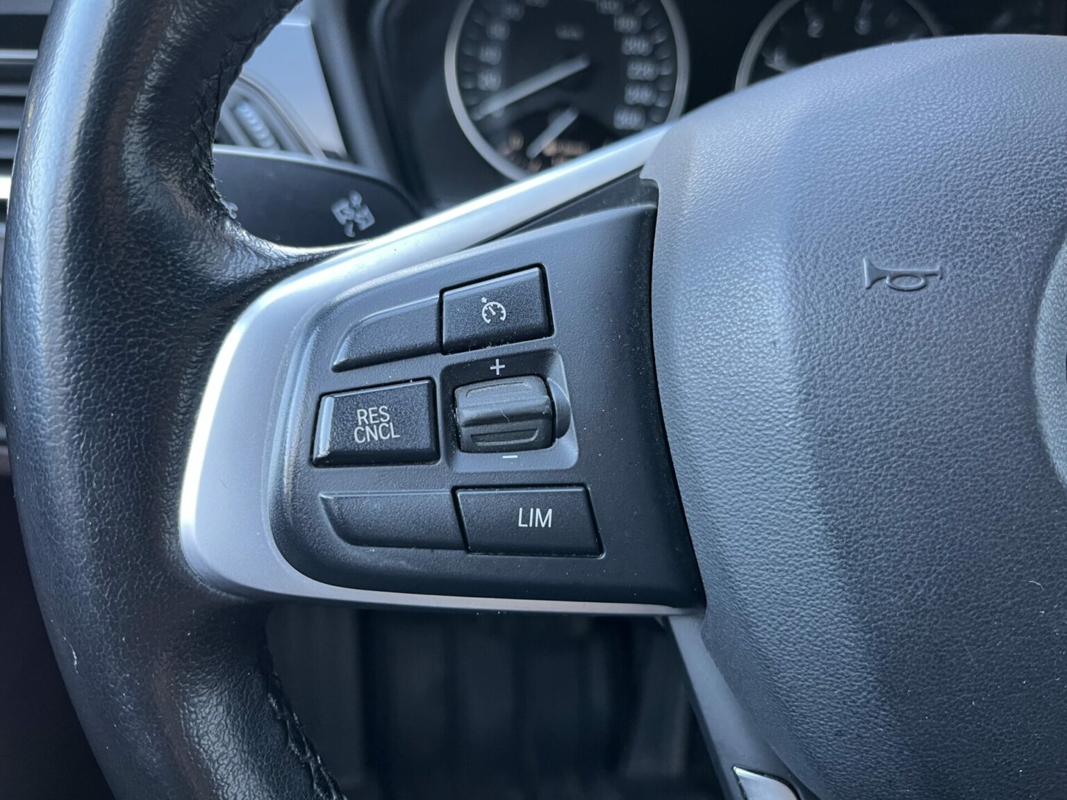 Véhicule occasion BH Motors