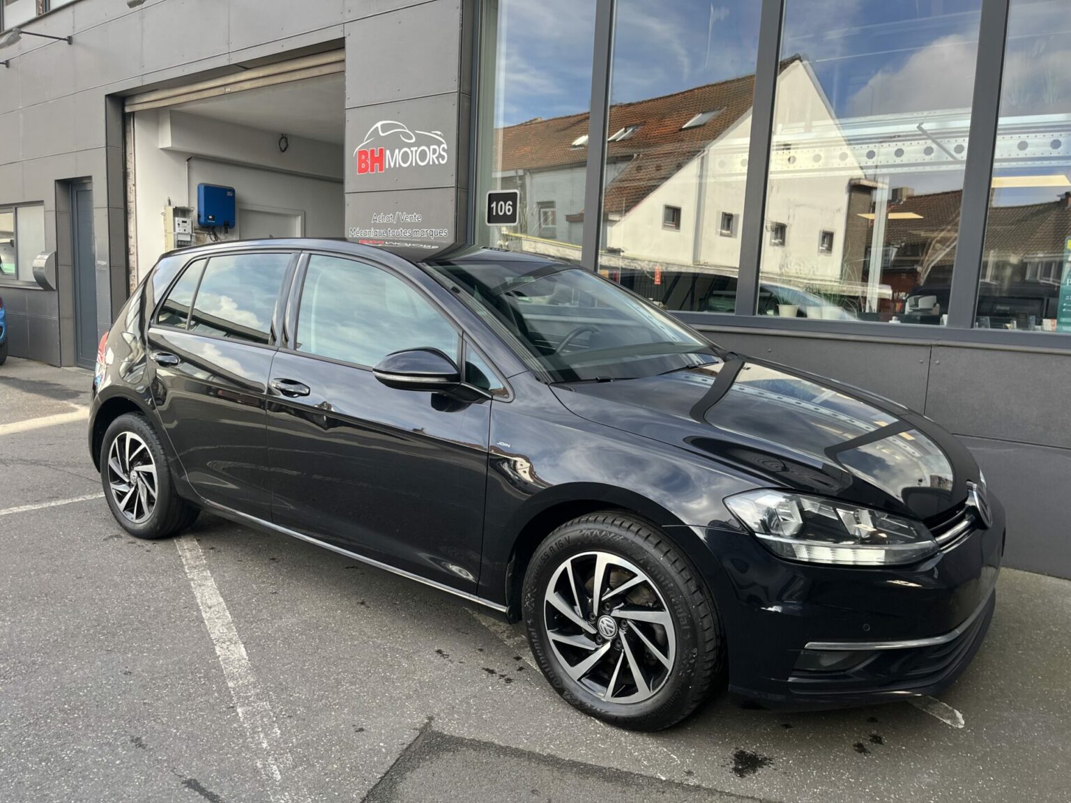 Véhicule occasion BH Motors