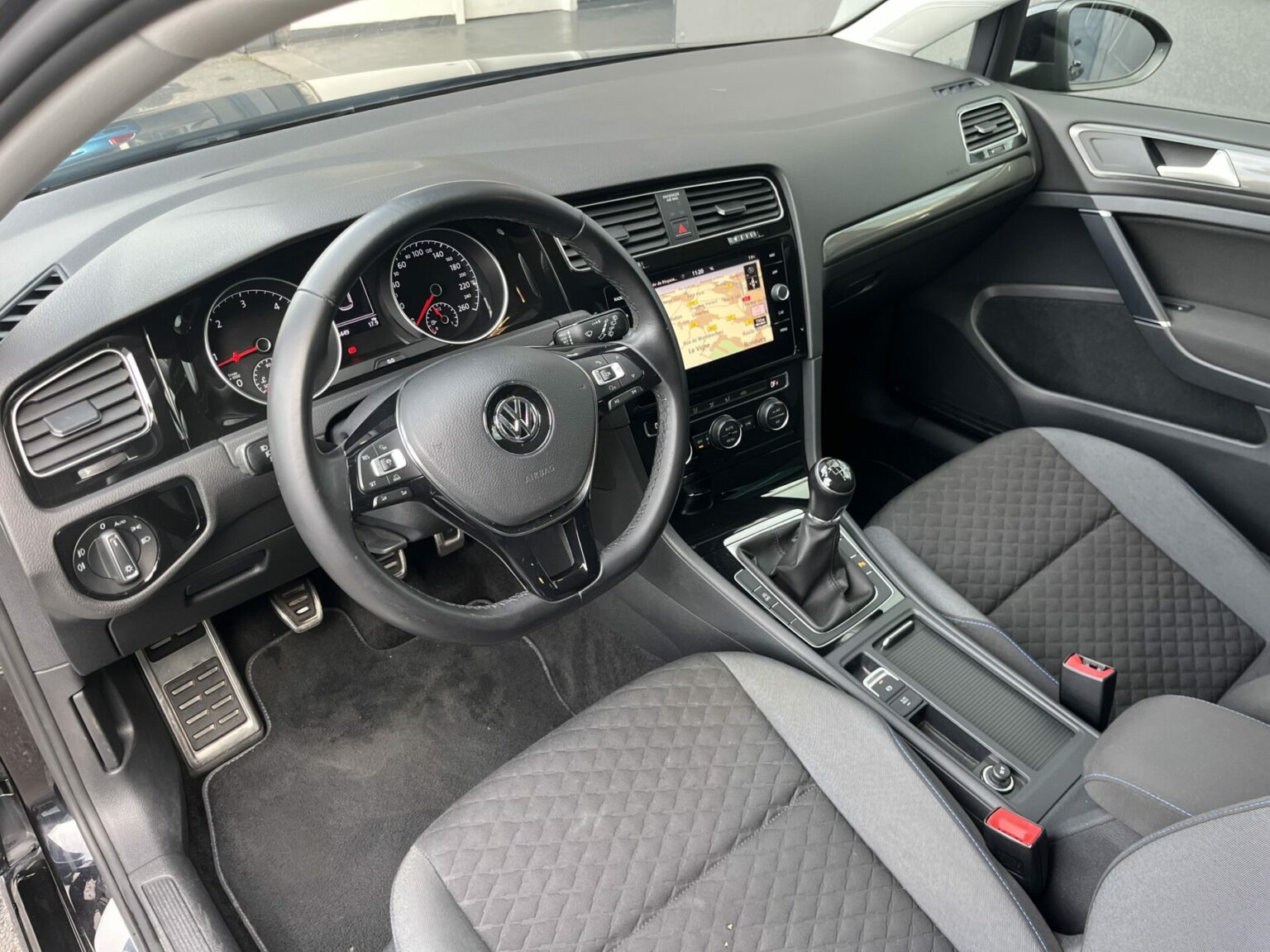 Véhicule occasion BH Motors