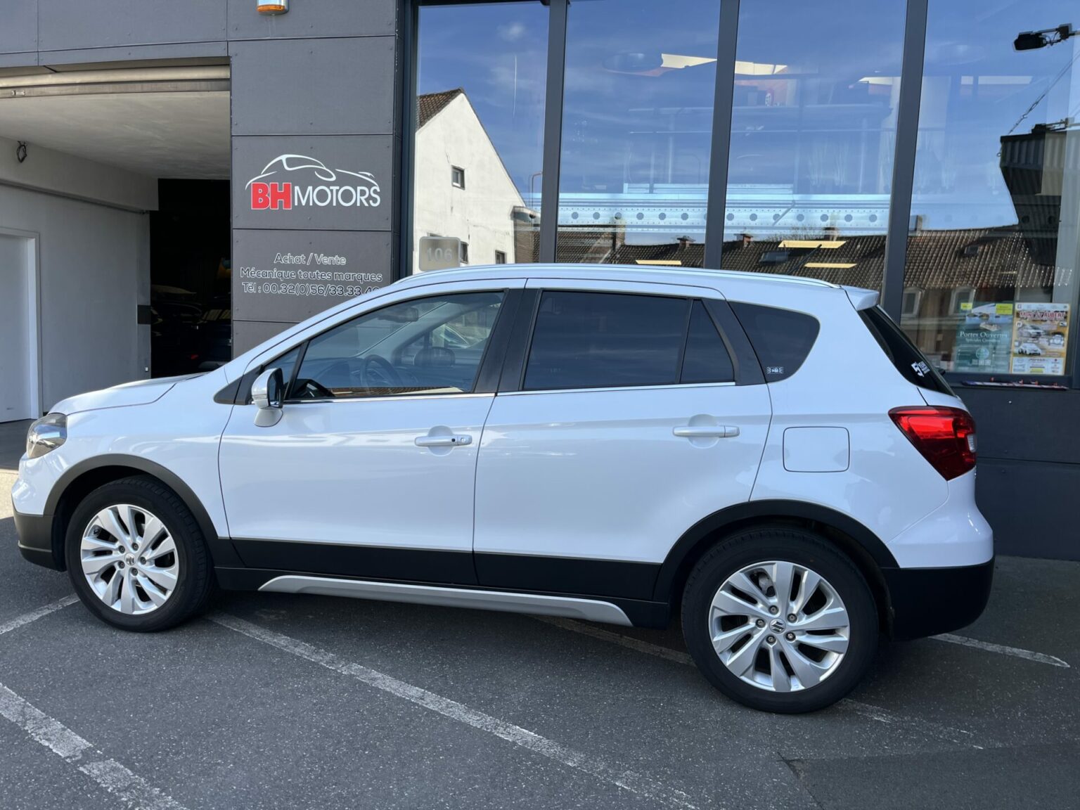 Véhicule occasion BH Motors